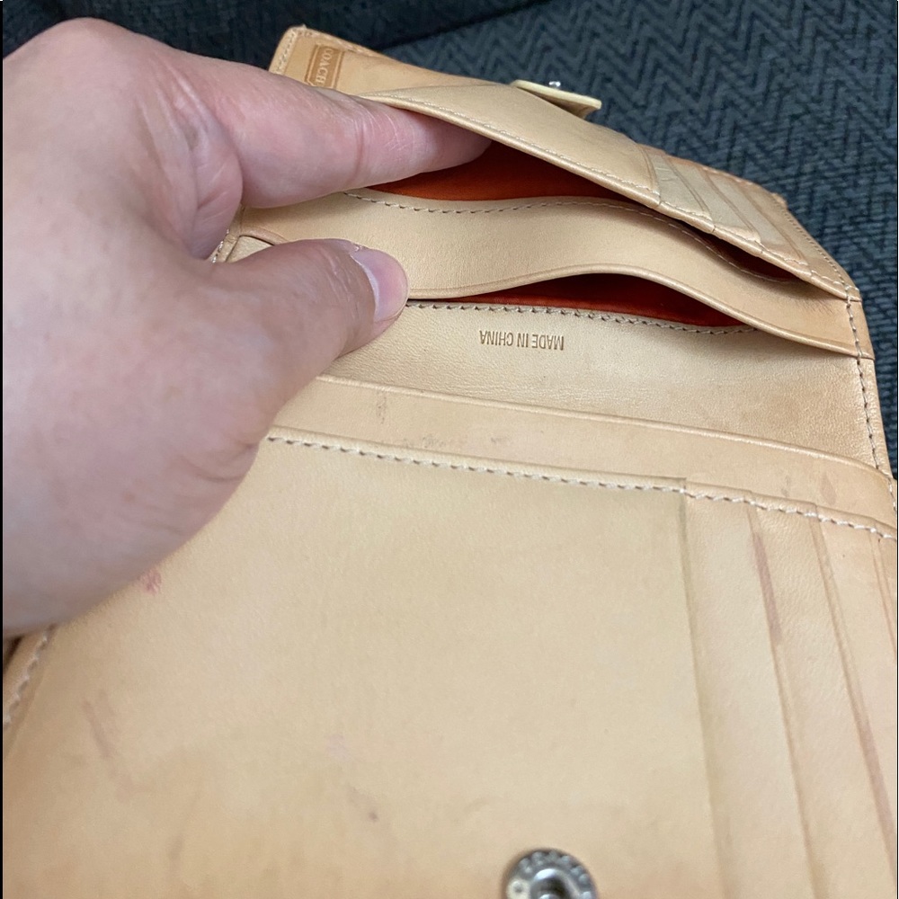 Authentic Coach Wallet! - Picture 6 of 13